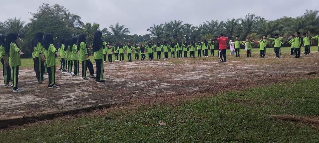 AYO GERAK! Senam Sehat MTsN 2 Tebo Awali Pagi Dengan Keceriaan Dan Kesehatan!