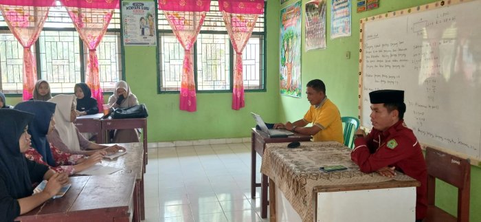 Kepala MTs Negeri 2 Tebo Berikan Pengarahan Bimbingan OMI Kepala MTs Negeri 2 Tebo Berikan Pengarahan Bimbingan OMI