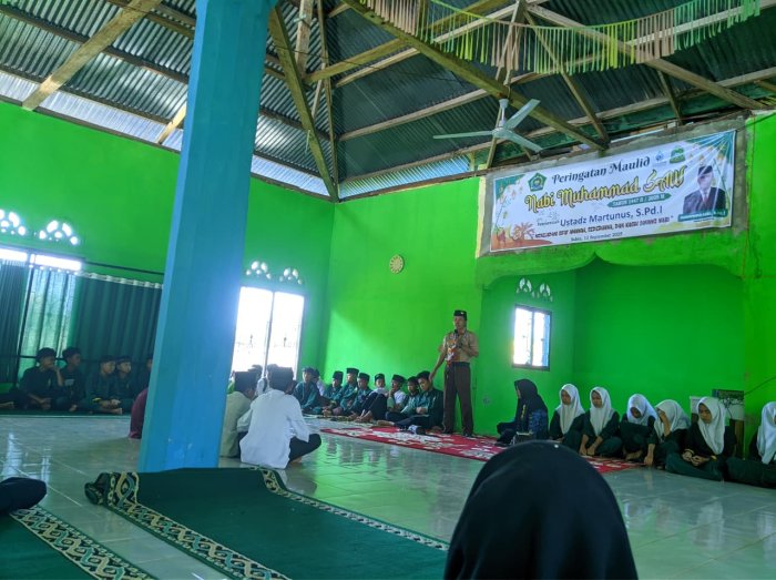 Merajut Iman Di Hari Jumat: Mtsn 2 Tebo Istiqomah Gelar Pembacaan Yasin
