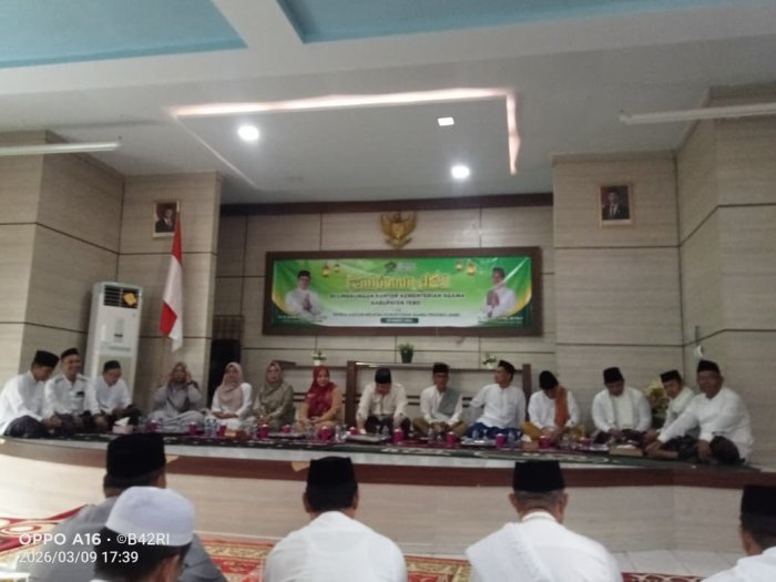 Pererat Silaturahmi, Kepala MTs  Negeri 2 Tebo Hadiri Pembinaan ASN dan Buka Bersama Kanwil Kemenag Jambi