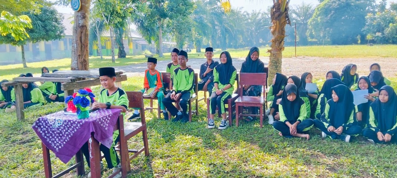 LOMBA PERINGATAN ISRA MI'RAJ DI MTSN 2 TEBO: MERIAH DAN PENUH ANTUSIASME DI HARI TERAKHIR