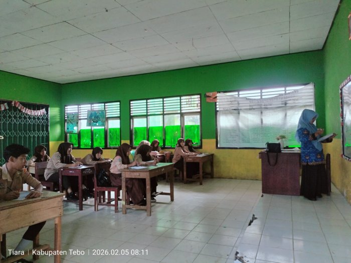 Pembelajaran Aktif Warnai Kegiatan Belajar Kelas IX MTs  Negeri 2 Tebo