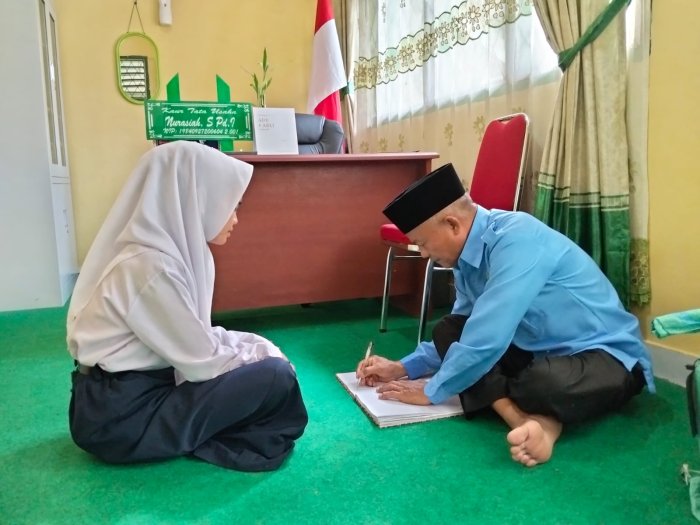 MTs  Negeri 2 Tebo Terima Siswa Pindahan dan Laksanakan Tes Sesuai Prosedur