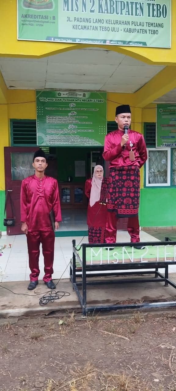UPACARA PERINGATAN HUT PROVINSI JAMBI KE-68 DI MTSN 2 TEBO: â€œJAMBI MANTAP 2030 MENUJU INDONESIA EMAS