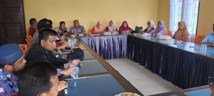 WAKA SARPRAS MTs NEGERI 2 TEBO MEWAKILI KEPALA MADRASAH HADIRI RAPAT PEMBENTUKAN PANITIA HUT RI KE-81 WAKA SARPRAS MTs NEGERI 2 TEBO MEWAKILI KEPALA MADRASAH HADIRI RAPAT PEMBENTUKAN PANITIA HUT RI KE-81