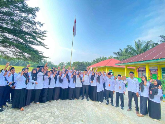 Drumband GITABUANA MTs Negeri 2 Tebo Raih Prestasi pada Lomba Street Parade Night STIGMA Se-Sumatera di Muara Bungo Drumband GITABUANA MTs Negeri 2 Tebo Raih Prestasi pada Lomba Street Parade Night STIGMA Se-Sumatera di Muara Bungo