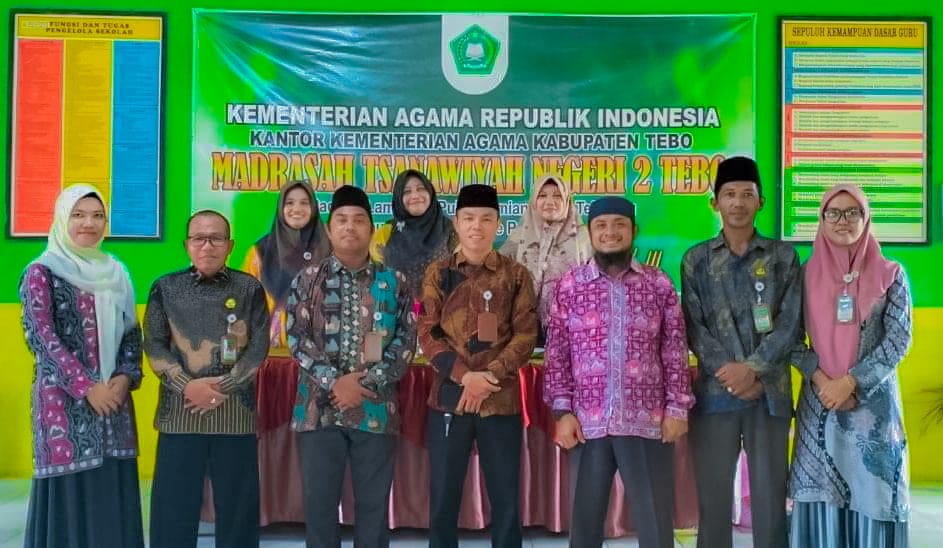 MTsN 2 TEBO PERINGATI HARI BATIK NASIONAL TAHUN 2024