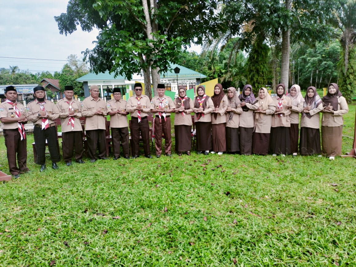 SEMANGAT KEPEMIMPINAN PRAMUKA: PELANTIKAN PENGURUS PRATAM PUTRA / PUTRI DAN PENGESAHAN PINRU DAN WAPINRU  MTSN 2 TEBO SUKSES DILAKSANAKAN
